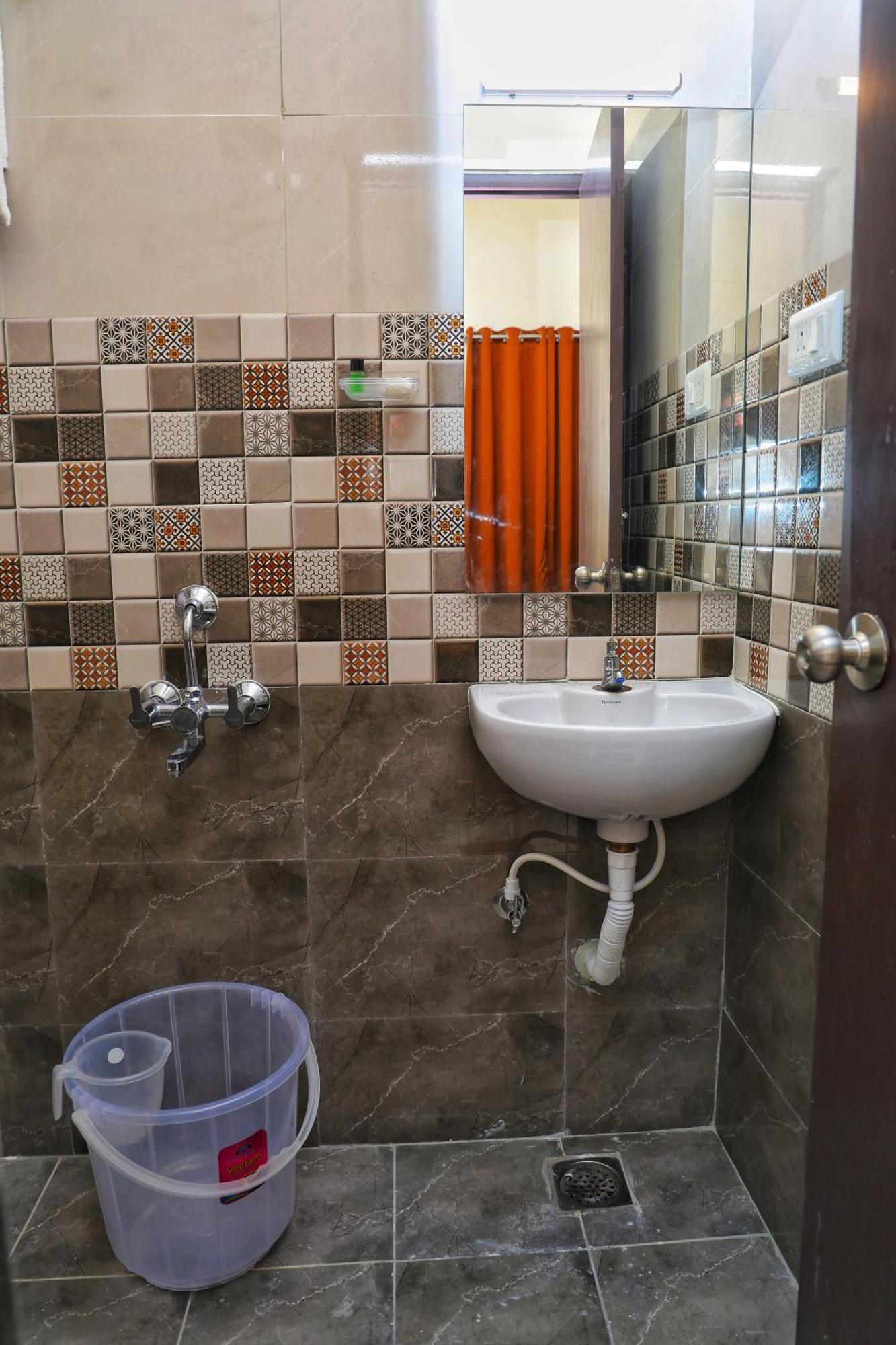 Bed and Breakfast Jn Residency Perungudi Ченнаї Екстер'єр фото